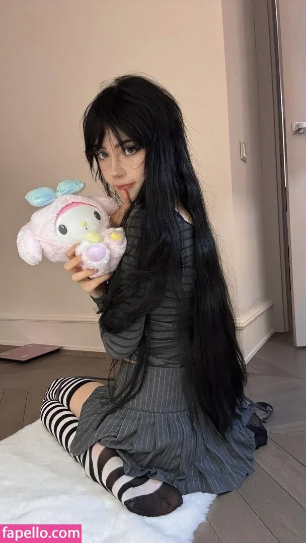 YourSmallDoll Onlyfans Photo Gallery 