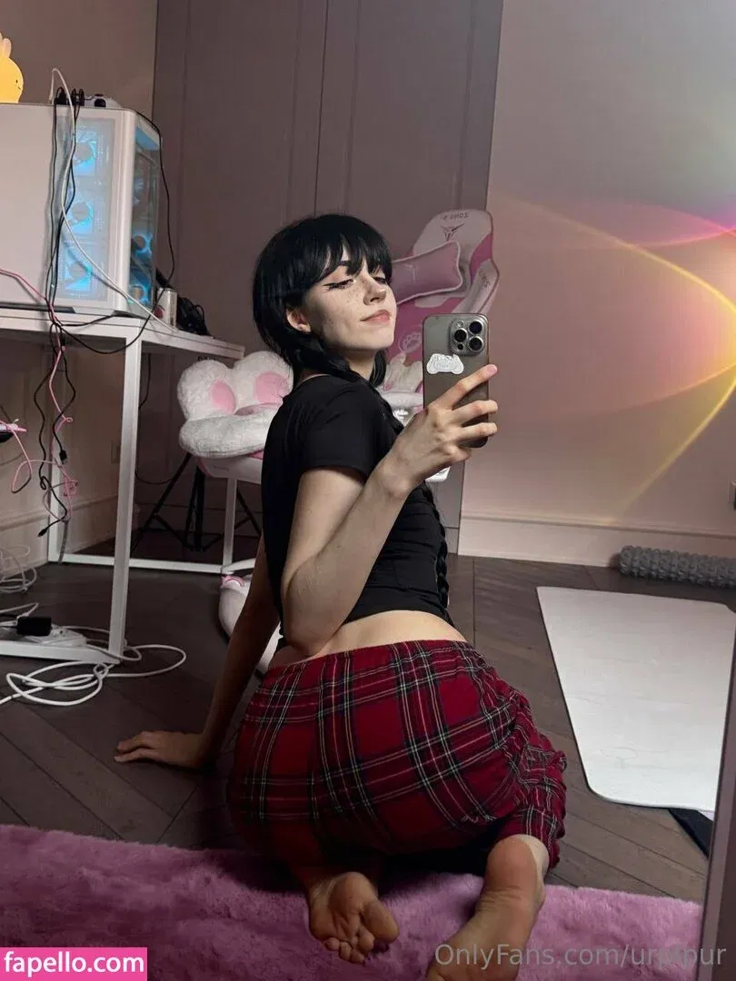 YourSmallDoll Onlyfans Photo Gallery 