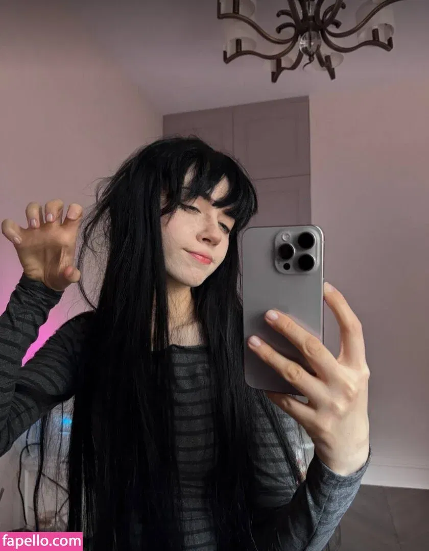 YourSmallDoll Onlyfans Photo Gallery 