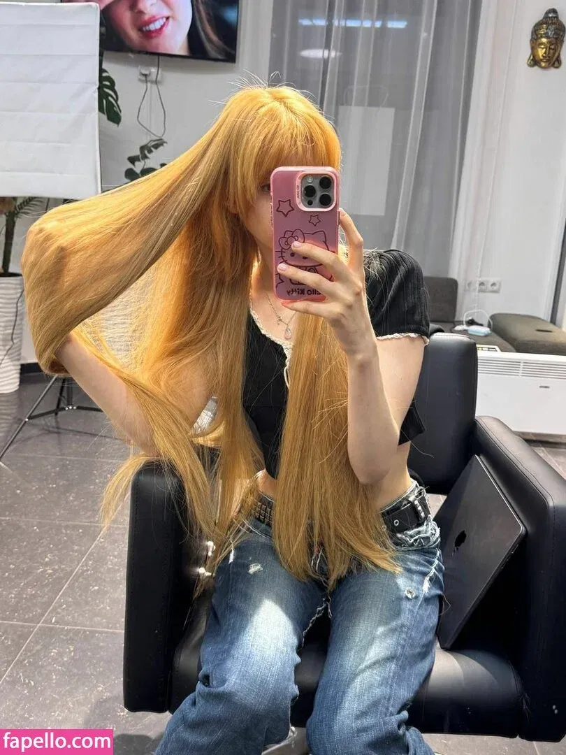 YourSmallDoll Onlyfans Photo Gallery 