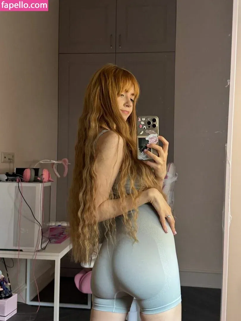 YourSmallDoll Onlyfans Photo Gallery 