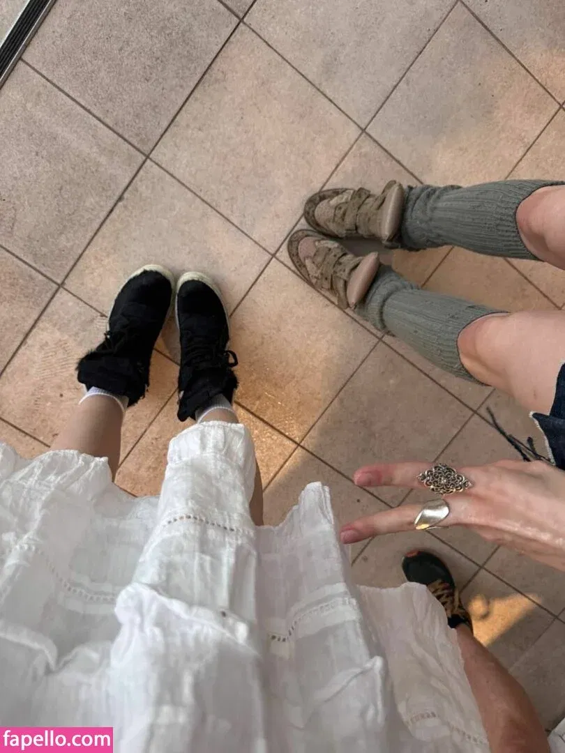 YourSmallDoll Onlyfans Photo Gallery 