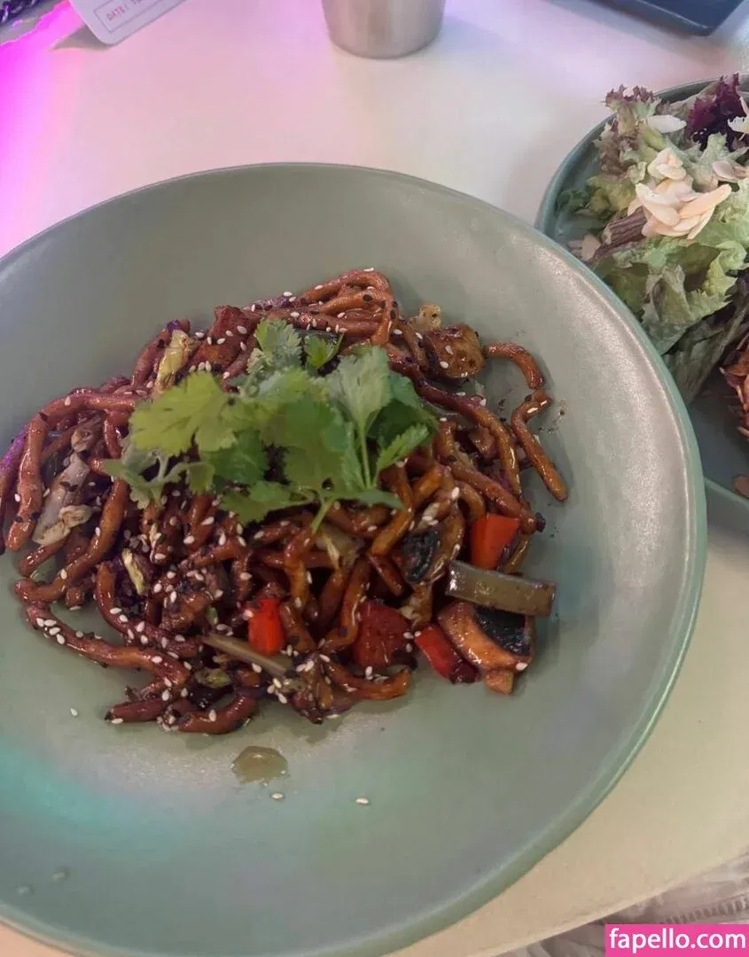 YourSmallDoll Onlyfans Photo Gallery 