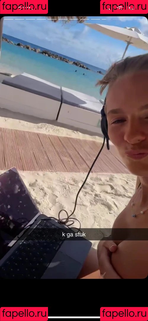 Lies Zhara Onlyfans Photo Gallery 