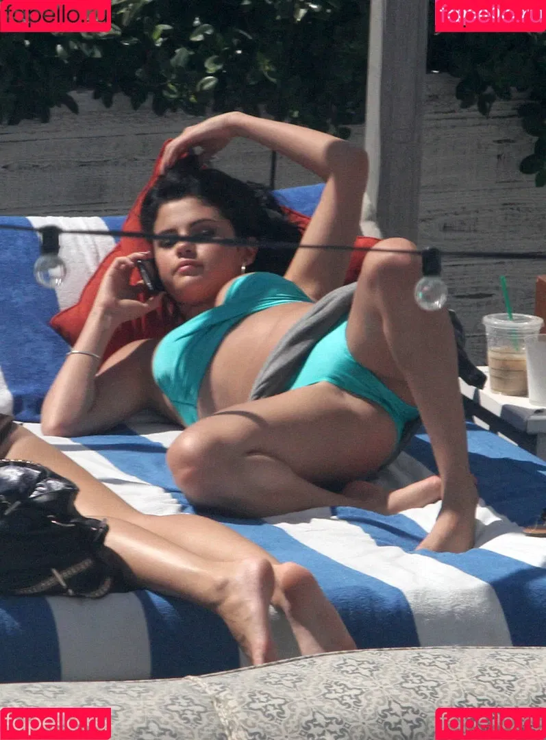 Selena Gomez Onlyfans Photo Gallery 