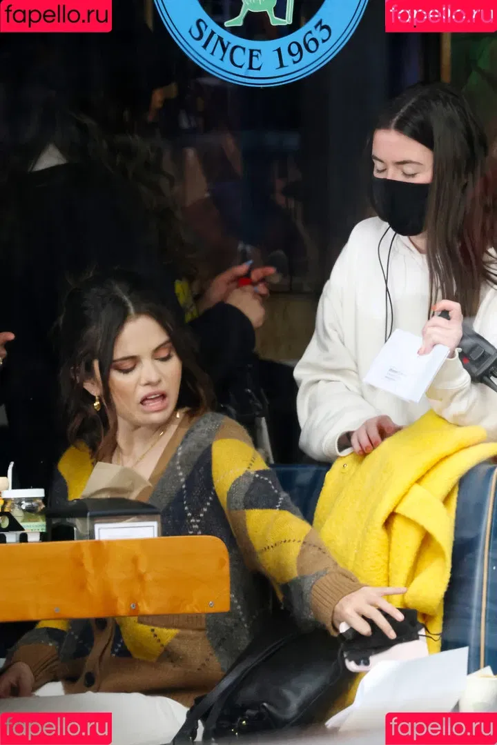 Selena Gomez Onlyfans Photo Gallery 
