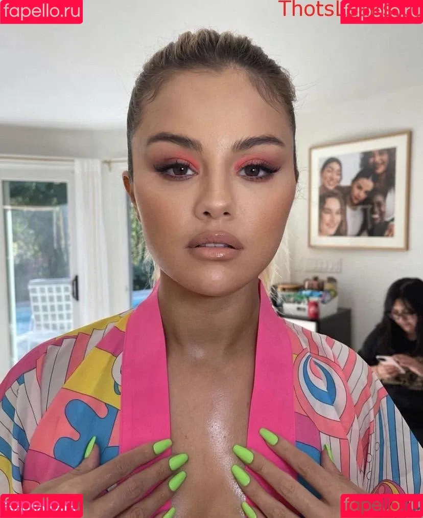 Selena Gomez Onlyfans Photo Gallery 