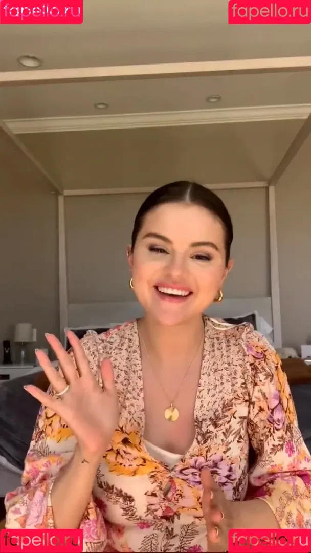 Selena Gomez Onlyfans Photo Gallery 