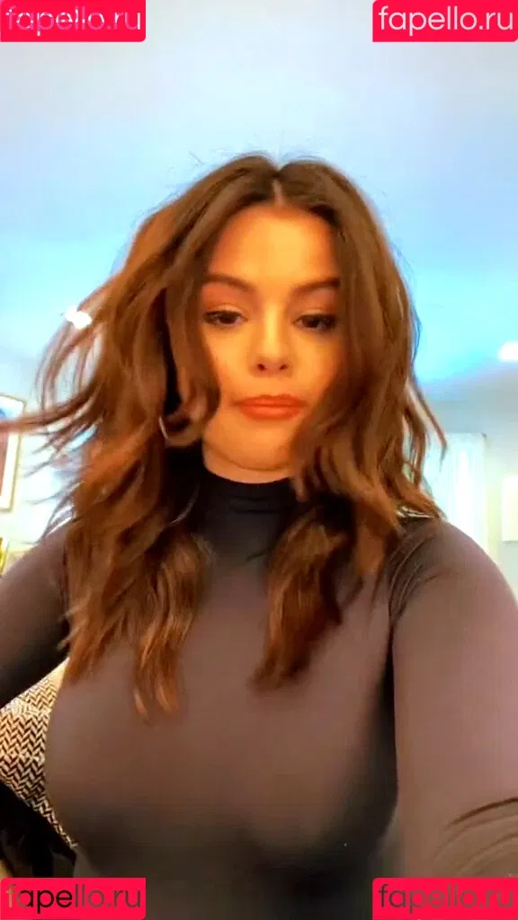 Selena Gomez Onlyfans Photo Gallery 