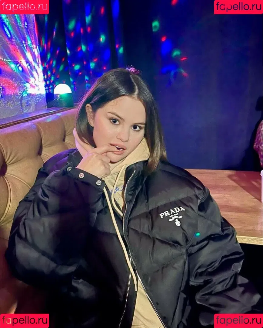 Selena Gomez Onlyfans Photo Gallery 