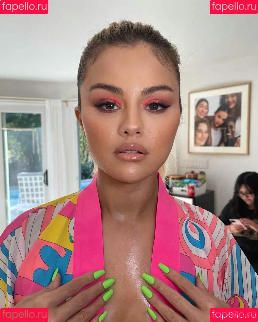 Selena Gomez Onlyfans Photo Gallery 