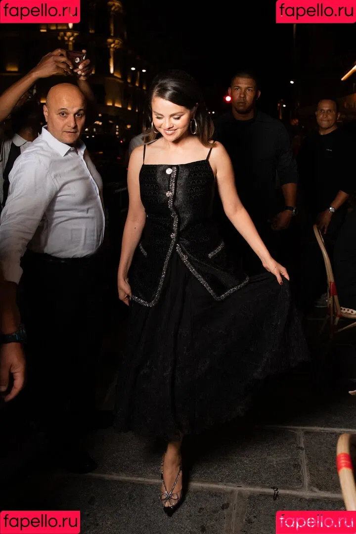 Selena Gomez Onlyfans Photo Gallery 