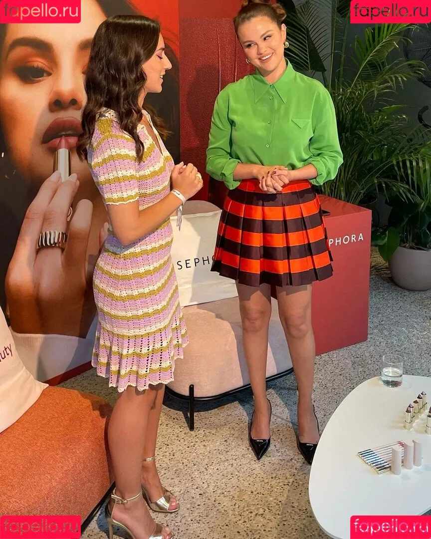 Selena Gomez Onlyfans Photo Gallery 
