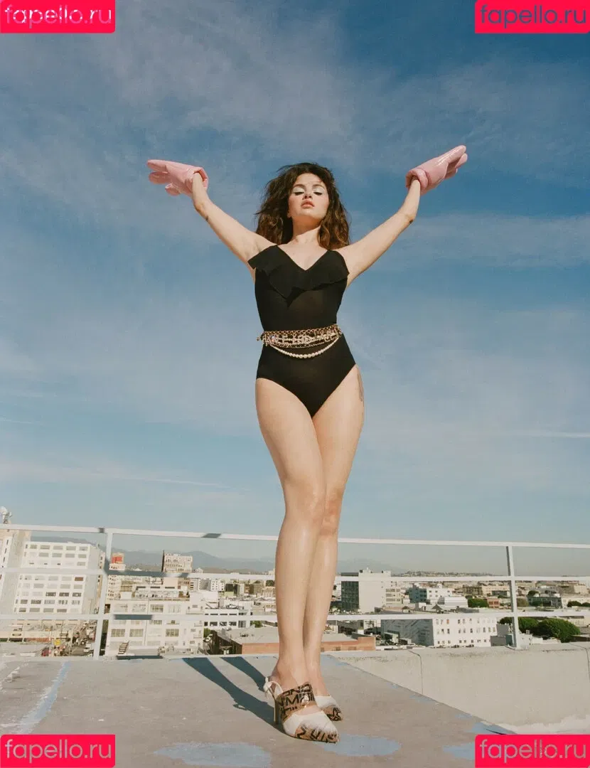 Selena Gomez Onlyfans Photo Gallery 