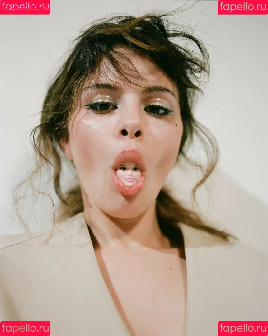 Selena Gomez Onlyfans Photo Gallery 