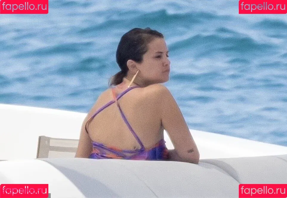 Selena Gomez Onlyfans Photo Gallery 