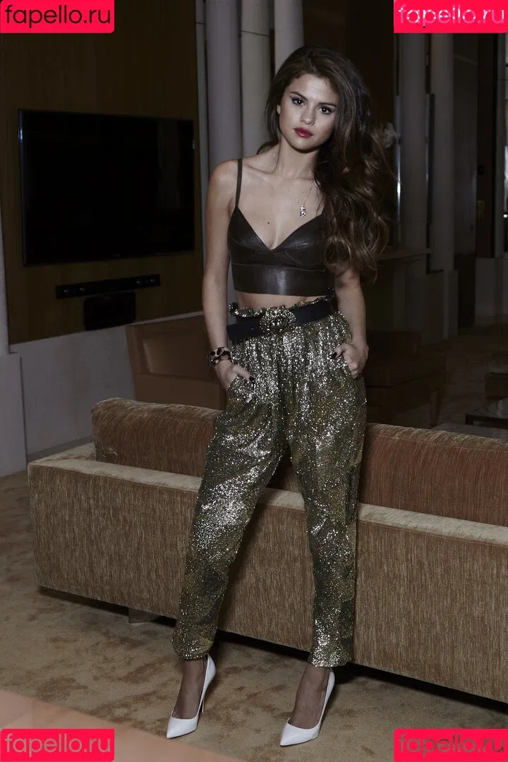 Selena Gomez Onlyfans Photo Gallery 