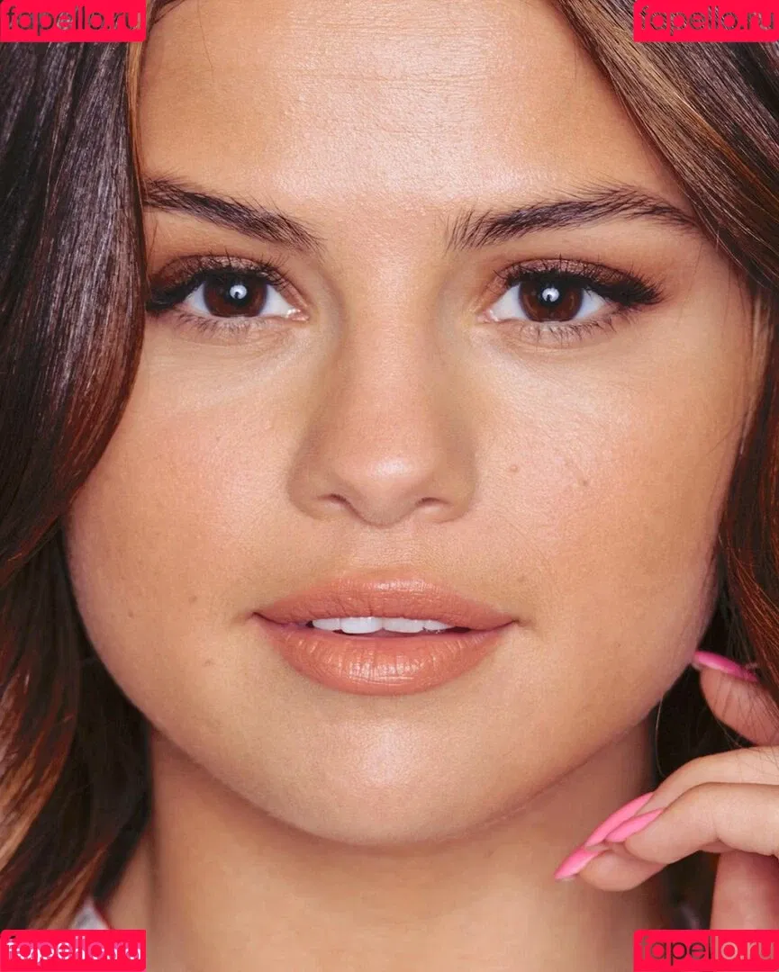 Selena Gomez Onlyfans Photo Gallery 