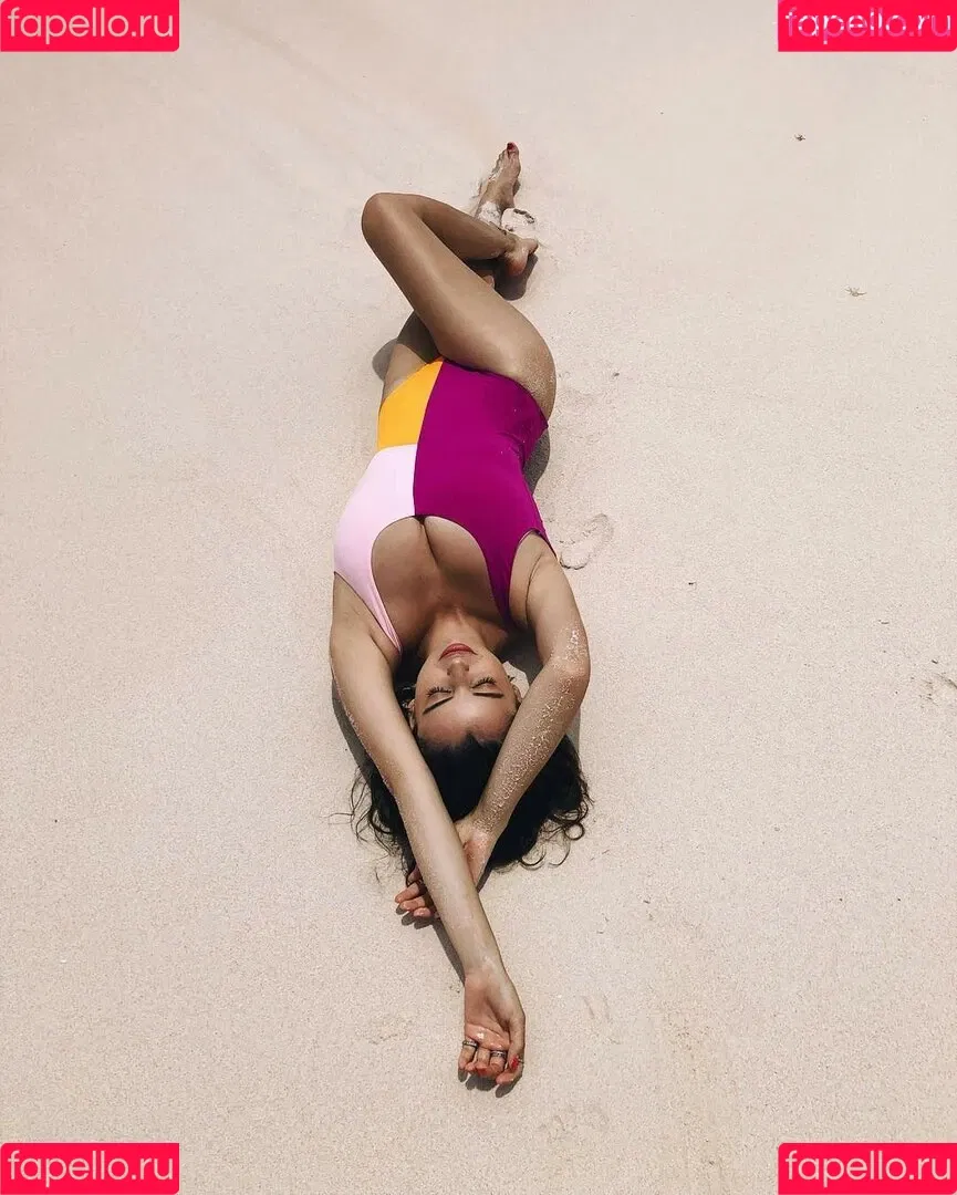 Selena Gomez Onlyfans Photo Gallery 