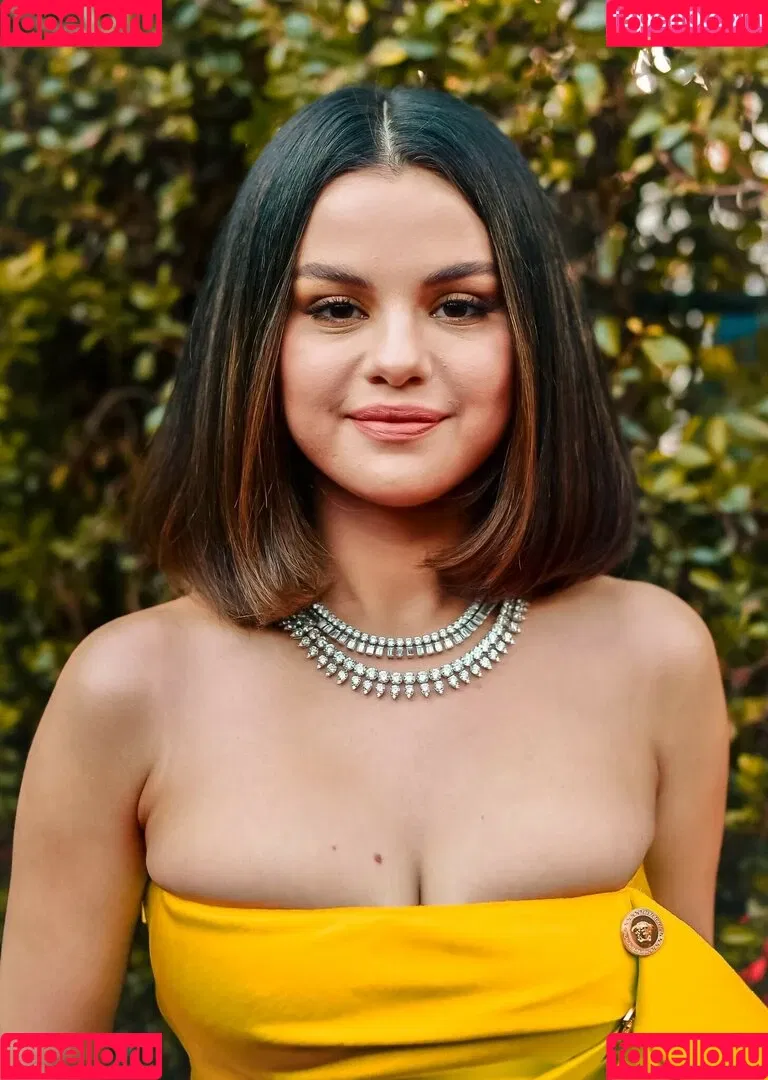 Selena Gomez Onlyfans Photo Gallery 