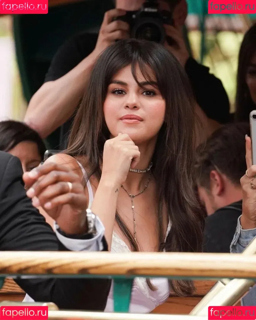 Selena Gomez Onlyfans Photo Gallery 