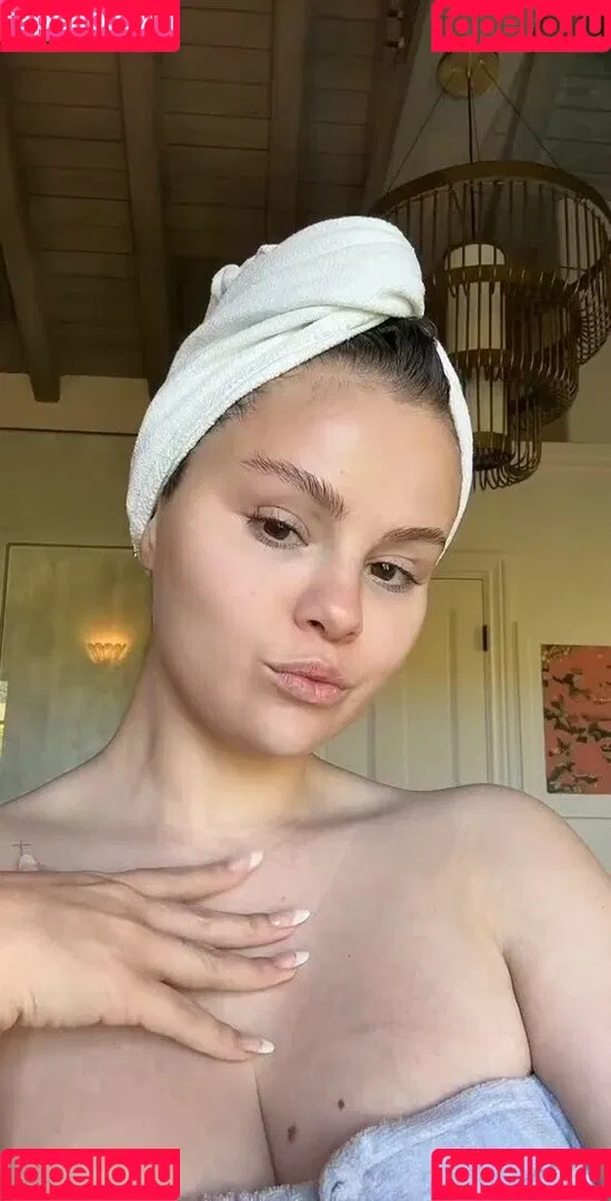 Selena Gomez Onlyfans Photo Gallery 