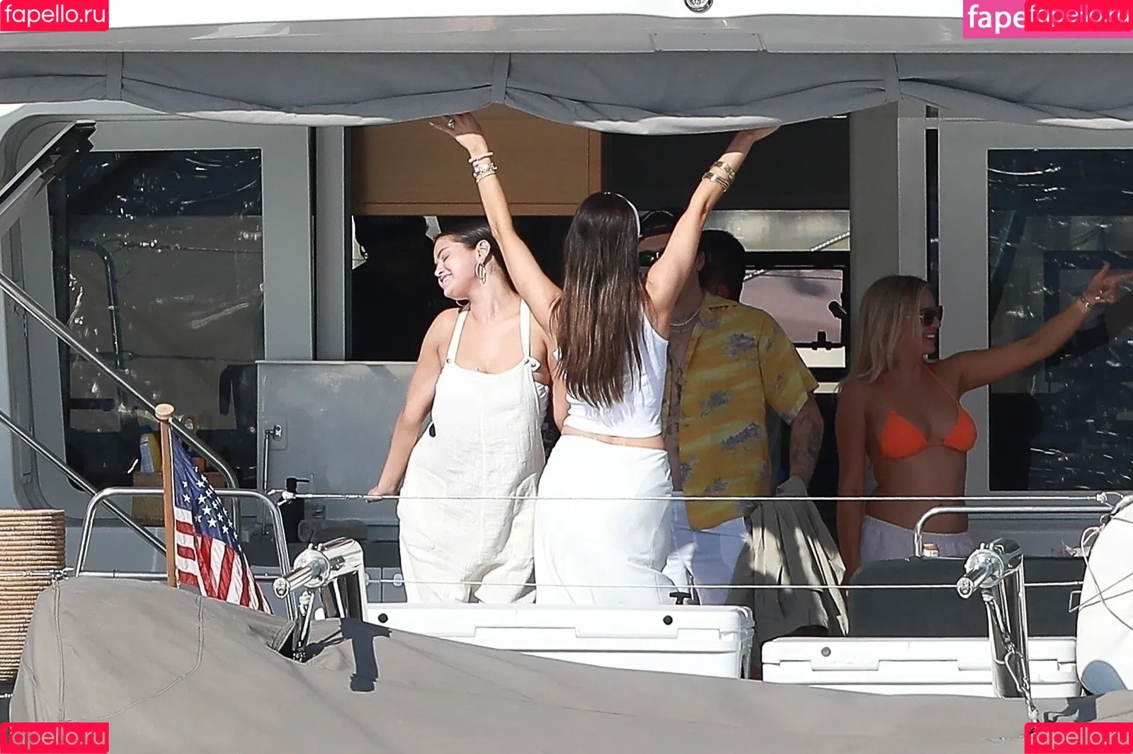 Selena Gomez Onlyfans Photo Gallery 