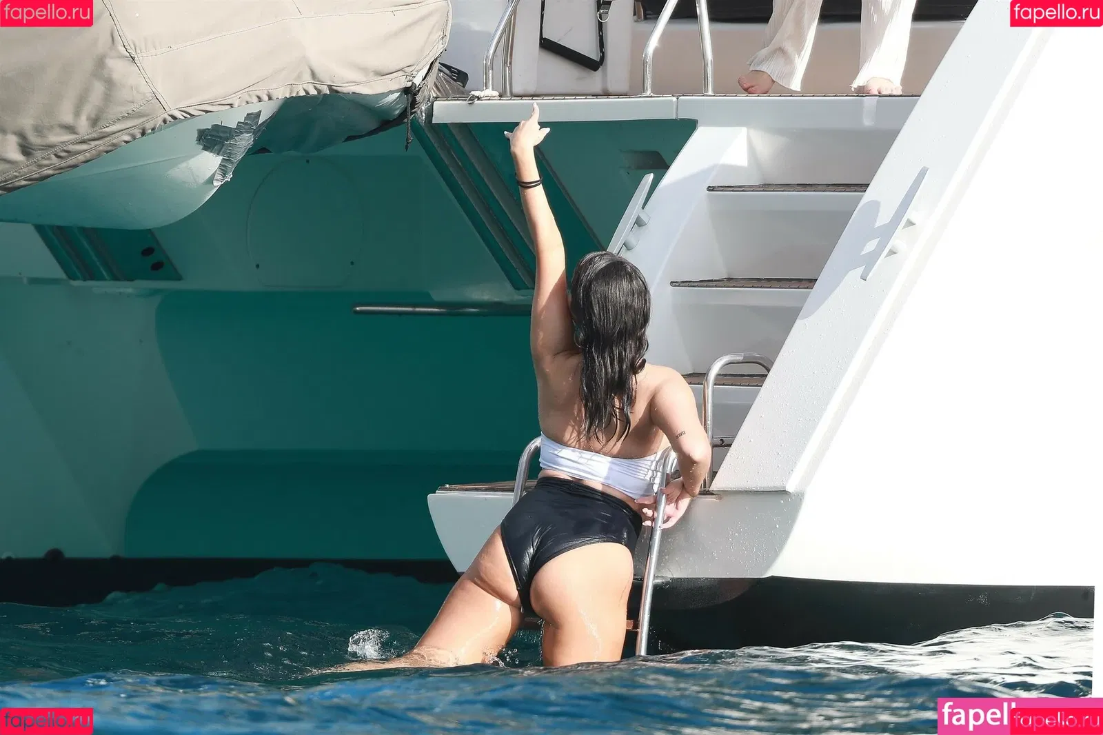 Selena Gomez Onlyfans Photo Gallery 