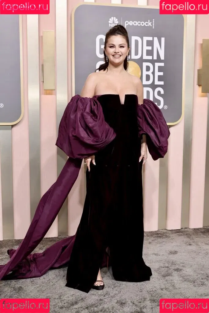 Selena Gomez Onlyfans Photo Gallery 