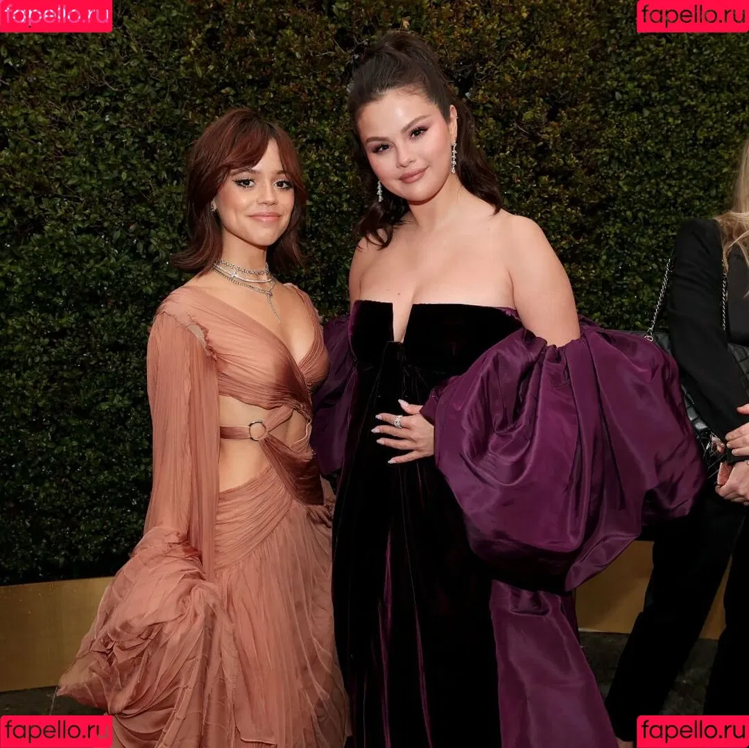 Selena Gomez Onlyfans Photo Gallery 