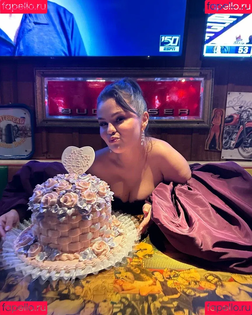 Selena Gomez Onlyfans Photo Gallery 
