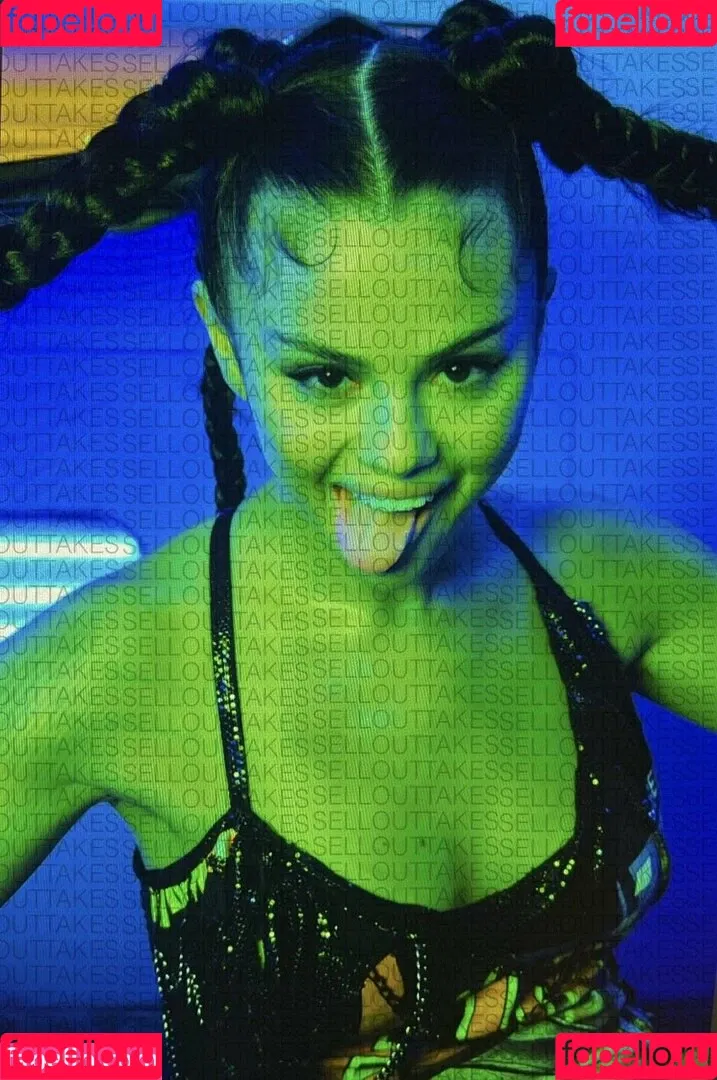 Selena Gomez Onlyfans Photo Gallery 
