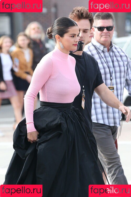 Selena Gomez Onlyfans Photo Gallery 