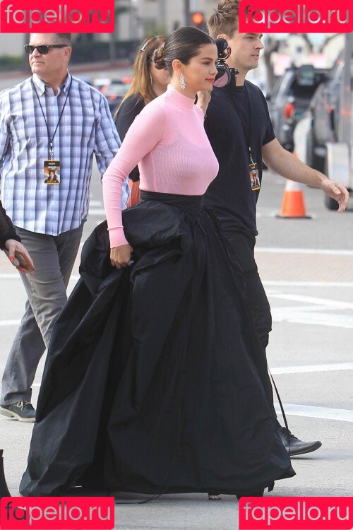 Selena Gomez Onlyfans Photo Gallery 