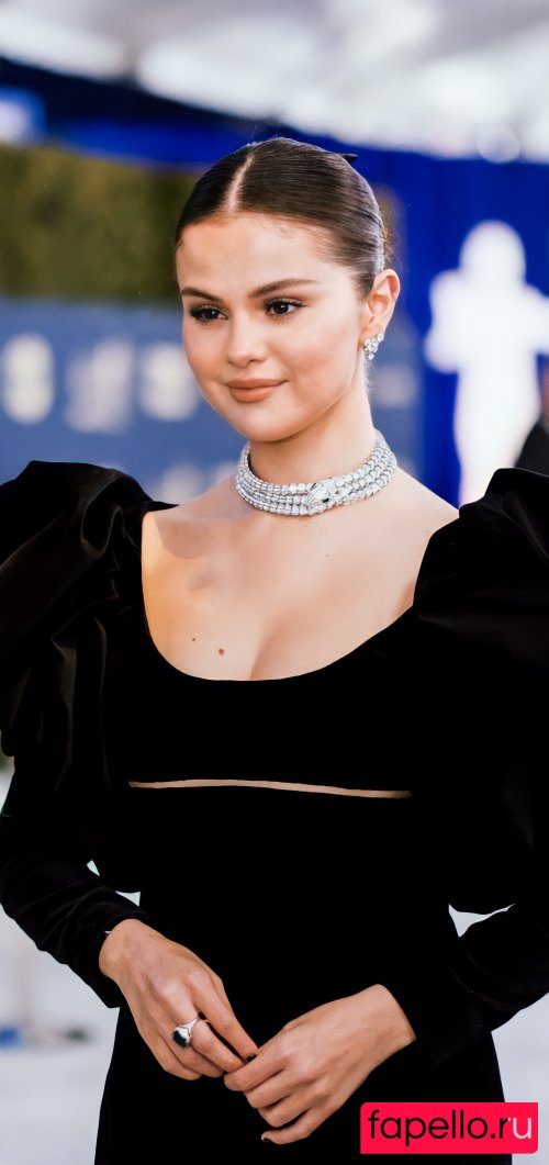 Selena Gomez Onlyfans Photo Gallery 