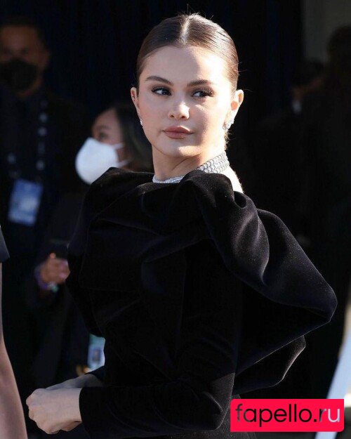 Selena Gomez Onlyfans Photo Gallery 