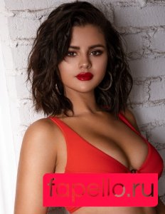 Selena Gomez Onlyfans Photo Gallery 