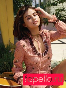 Selena Gomez Onlyfans Photo Gallery 