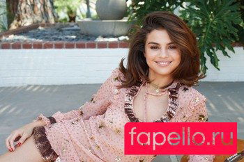 Selena Gomez Onlyfans Photo Gallery 