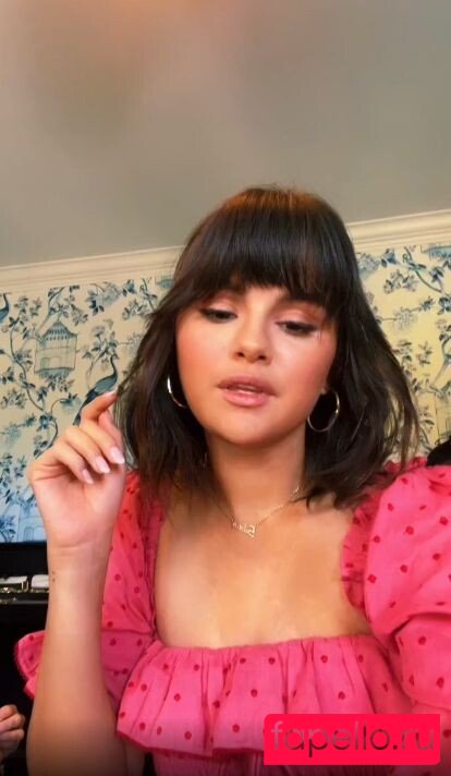 Selena Gomez Nude Onlyfans Photo 43
