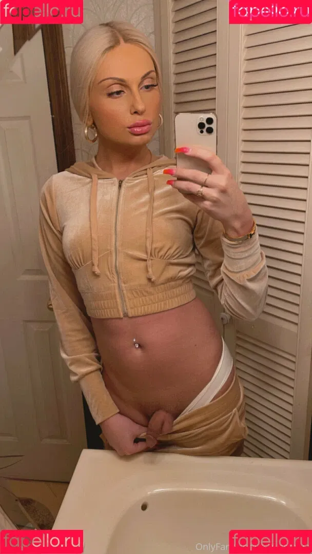 Tsmissmara Onlyfans Photo Gallery 