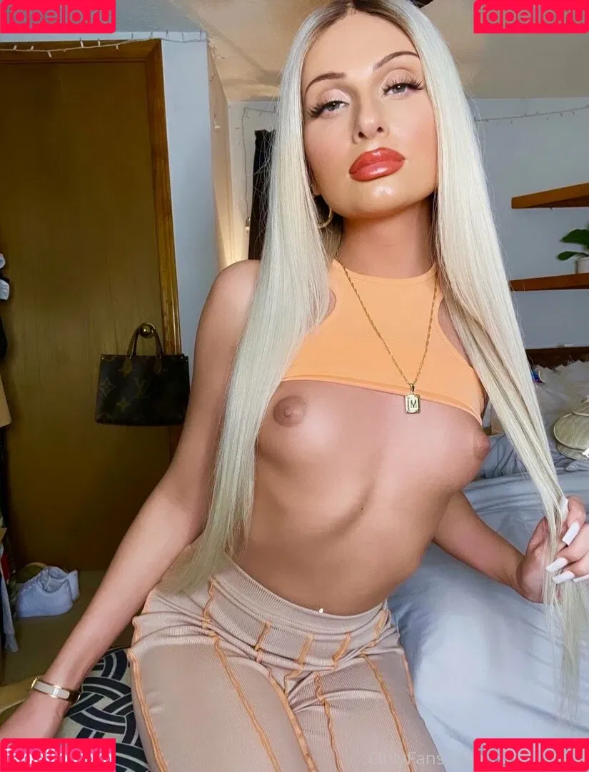 Tsmissmara Onlyfans Photo Gallery 