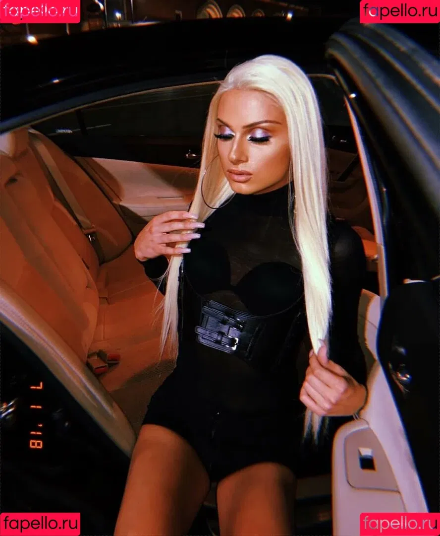 Tsmissmara Onlyfans Photo Gallery 
