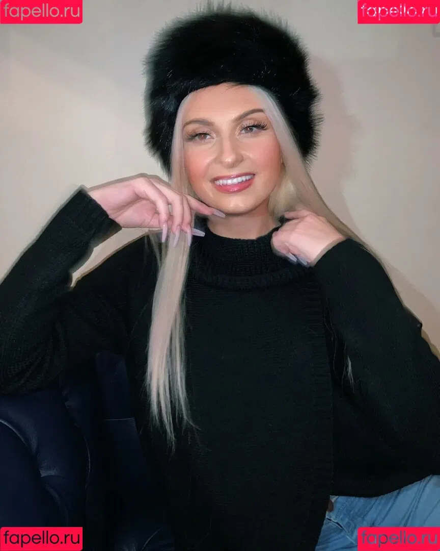 Tsmissmara Onlyfans Photo Gallery 