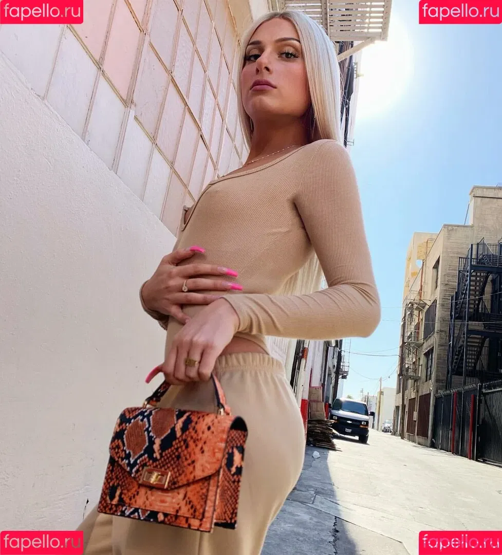 Tsmissmara Onlyfans Photo Gallery 