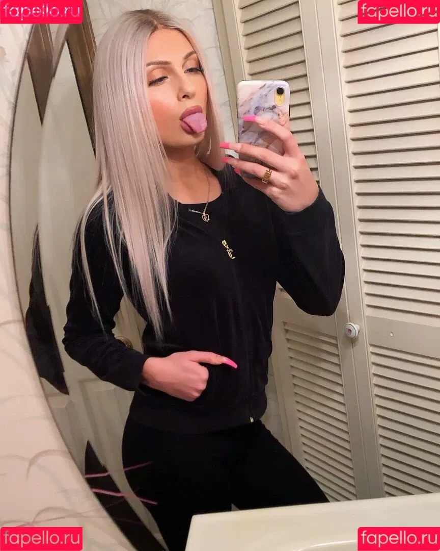 Tsmissmara Onlyfans Photo Gallery 