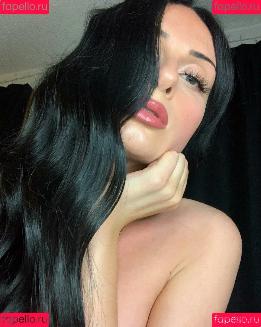 Tsmissmara Onlyfans Photo Gallery 