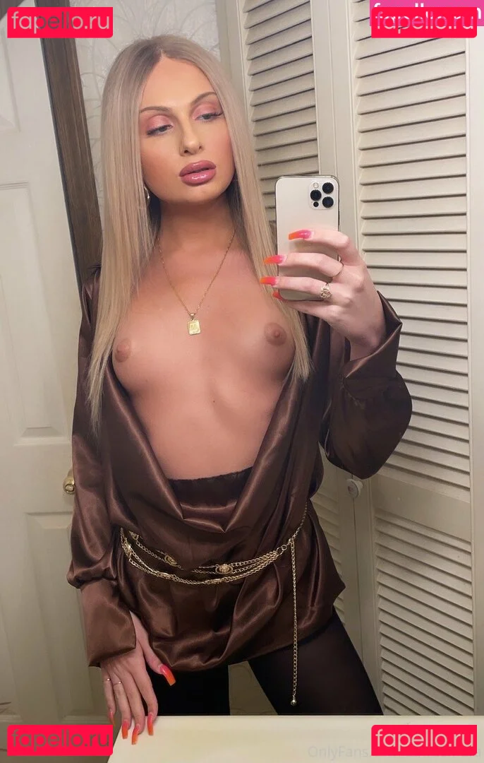 Tsmissmara Onlyfans Photo Gallery 