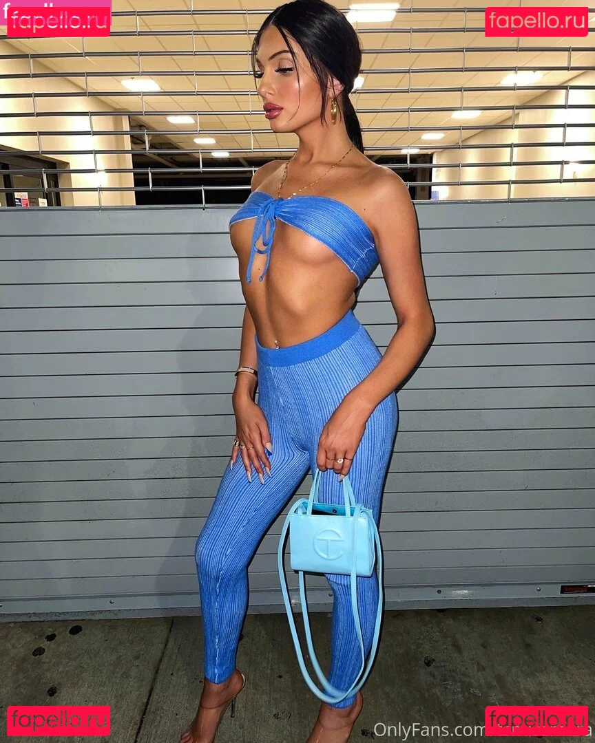 Tsmissmara Onlyfans Photo Gallery 