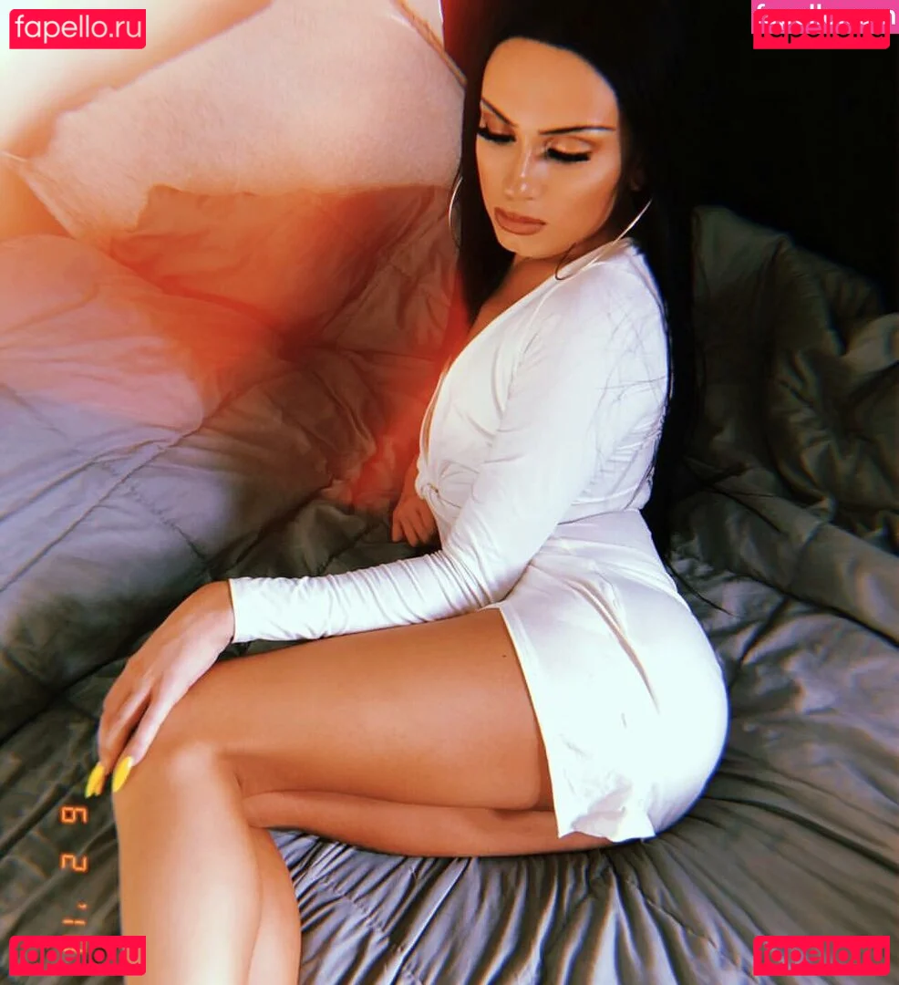 Tsmissmara Onlyfans Photo Gallery 